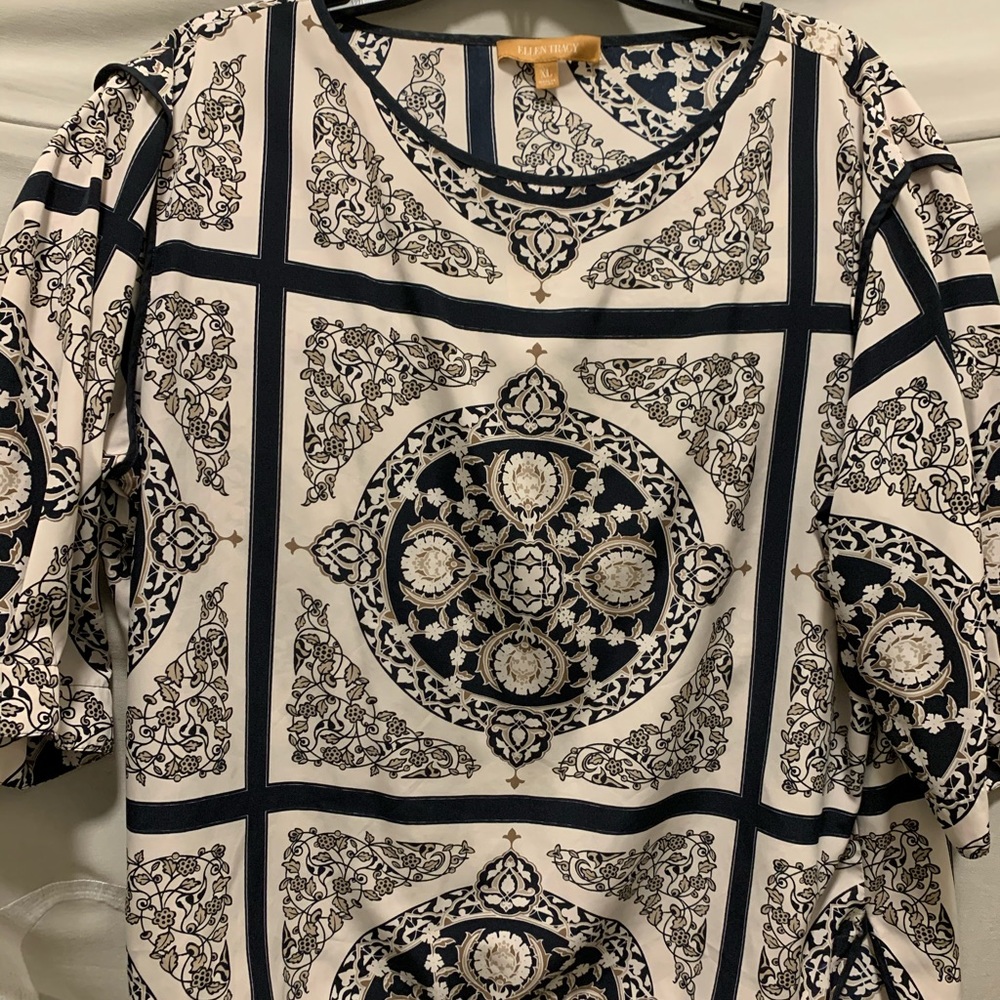 Ellen Tracy XL Top